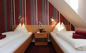 Hotel-Pension Haus Neustadt Bremen Exterior photo